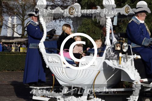 Kaatsheuvel 19 november 2017
Barbie ( Samantha de Jong) in de efteling met haar kinderen en viend Rolf Tangel met zoontje