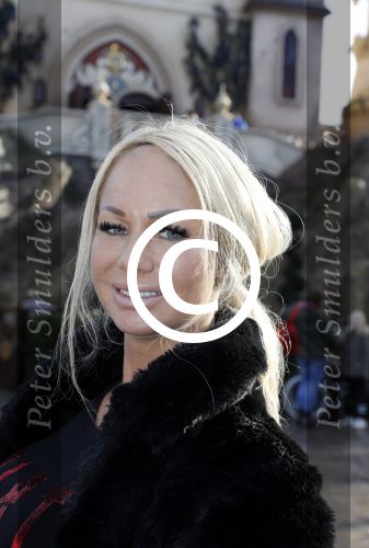 Kaatsheuvel 19 november 2017
Barbie ( Samantha de Jong) in de efteling met haar kinderen en viend Rolf Tangel met zoontje