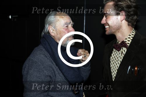 Utrecht 12 december 2017
Premiere Hendrik Groen in schouwburg Utrecht.
De cast bestaat uit Beau Schneider, Mike Weerts, Plien van Bennekom/Cynthia Abma, Myrthe Burger, Rufus Hegeman, Britte Lagcher. Eric Schneider met zoon Beau