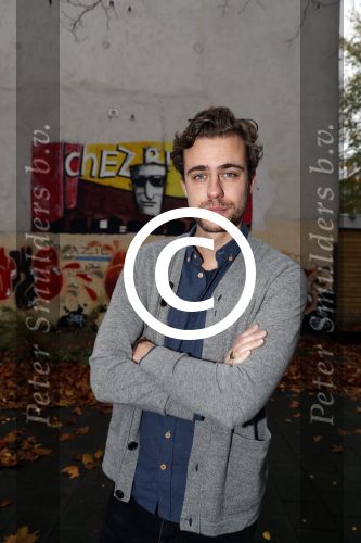 Amsterdam 21 november 2017
De perspresentatie van het toneelstuk Hendrik Groen in Amsterdam met als cast Rufus Hegeman, Cynthia Abma, Mike Weerts, Myrthe Burger, Beau Schneider, Britte Lagcher en Plien van Bennekom