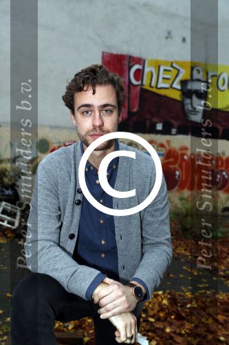 Amsterdam 21 november 2017
De perspresentatie van het toneelstuk Hendrik Groen in Amsterdam met als cast Rufus Hegeman, Cynthia Abma, Mike Weerts, Myrthe Burger, Beau Schneider, Britte Lagcher en Plien van Bennekom