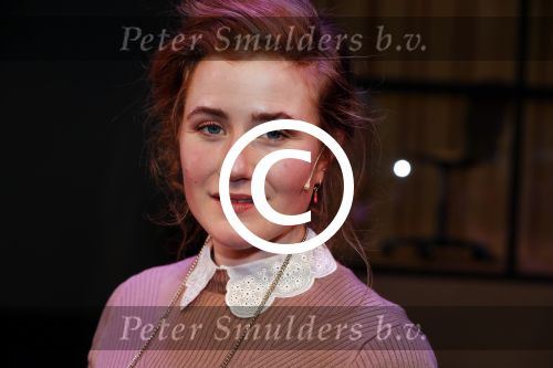 Utrecht 12 december 2017
Premiere Hendrik Groen in schouwburg Utrecht.
De cast bestaat uit Beau Schneider, Mike Weerts, Plien van Bennekom/Cynthia Abma, Myrthe Burger, Rufus Hegeman, Britte Lagcher