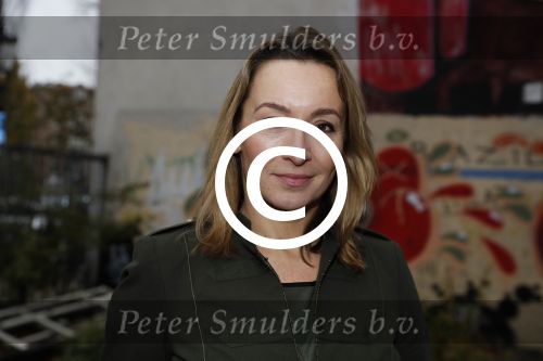 Amsterdam 21 november 2017
De perspresentatie van het toneelstuk Hendrik Groen in Amsterdam met als cast Rufus Hegeman, Cynthia Abma, Mike Weerts, Myrthe Burger, Beau Schneider, Britte Lagcher en Plien van Bennekom