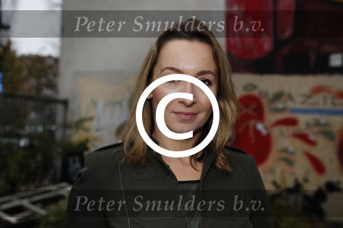 Amsterdam 21 november 2017
De perspresentatie van het toneelstuk Hendrik Groen in Amsterdam met als cast Rufus Hegeman, Cynthia Abma, Mike Weerts, Myrthe Burger, Beau Schneider, Britte Lagcher en Plien van Bennekom