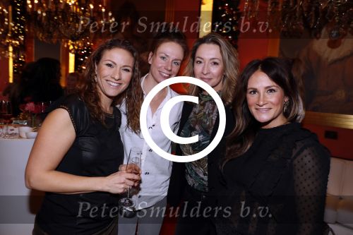 Amsterdam 30 november 2017
Voor het 10e jaar Mom\'s moment van the class company in hotel l\