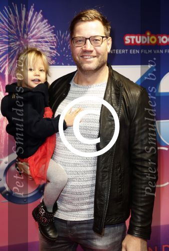 Amsterdam 10 december 2017
Premiere K3 in Tuschinski. Dennis v d Geest met dochter
