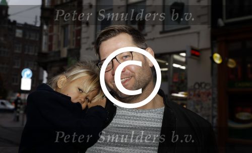 Amsterdam 10 december 2017
Premiere K3 in Tuschinski. Dennis v d Geest met dochter
