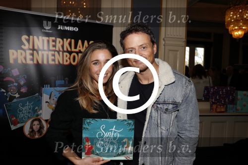 Amsterdam 14 november 2017 
Presentatie sinterklaasboeken Jumbo in carre . Winston Gerschtanowitz presenteert het. Dit jaar hebben Humberto Tan Ellen Hoog en Lauren Verster de verhalen geschreven. Ellen Hoog met man