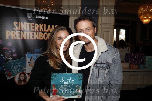 Amsterdam 14 november 2017 
Presentatie sinterklaasboeken Jumbo in carre . Winston Gerschtanowitz presenteert het. Dit jaar hebben Humberto Tan Ellen Hoog en Lauren Verster de verhalen geschreven. Ellen Hoog met man