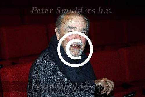Utrecht 12 december 2017
Premiere Hendrik Groen in schouwburg Utrecht.
De cast bestaat uit Beau Schneider, Mike Weerts, Plien van Bennekom/Cynthia Abma, Myrthe Burger, Rufus Hegeman, Britte Lagcher.
Eric Schneider