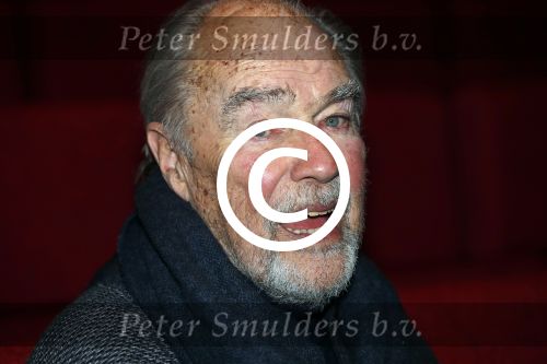 Utrecht 12 december 2017
Premiere Hendrik Groen in schouwburg Utrecht.
De cast bestaat uit Beau Schneider, Mike Weerts, Plien van Bennekom/Cynthia Abma, Myrthe Burger, Rufus Hegeman, Britte Lagcher.
Eric Schneider