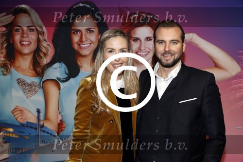 Amsterdam 10 december 2017
Premiere K3 in Tuschinski. Frederik Sonck met partner