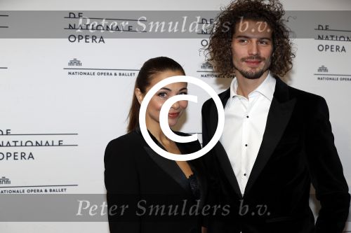 Amsterdam 1 december 2017 
Ballet voorstelling in de Stopera in Amsterdam. Georgina Verbaan met vriend