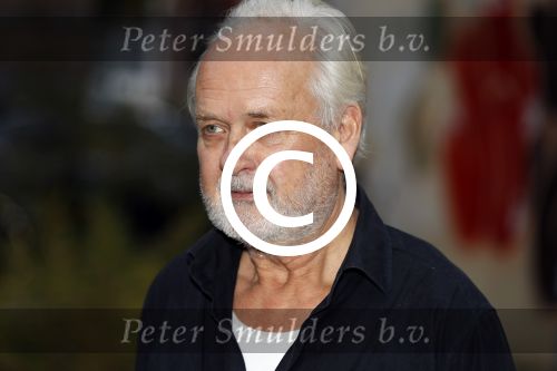 Amsterdam 21 november 2017
De perspresentatie van het toneelstuk Hendrik Groen in Amsterdam met als cast Rufus Hegeman, Cynthia Abma, Mike Weerts, Myrthe Burger, Beau Schneider, Britte Lagcher en Plien van Bennekom . Gijs de Lange