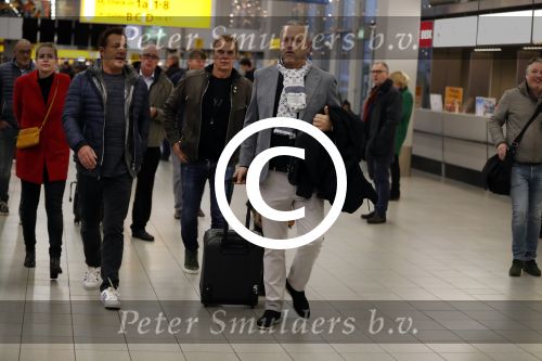 Schiphol 19 november 2017
Gordon vertrekt vanaf schiphol naar Kaapstad om daar te trouwen voor zijn tv progamma \