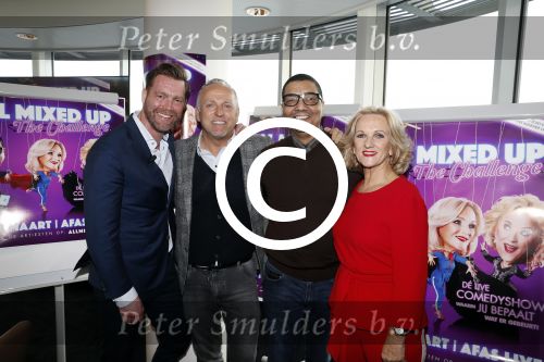 Amsterdam 12 december 2017
Presentatie All Mixed upthe challenge  tbv stichting Alzheimer
Aanwezig Gordon Jurgen Raymann Tineke Schouten Sipke Jan Bousema en Bergit Lewis