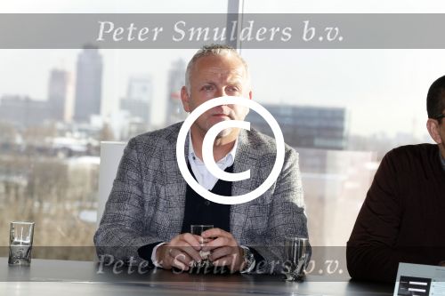 Amsterdam 12 december 2017
Presentatie All Mixed upthe challenge  tbv stichting Alzheimer
Aanwezig Gordon Jurgen Raymann Tineke Schouten Sipke Jan Bousema en Bergit Lewis