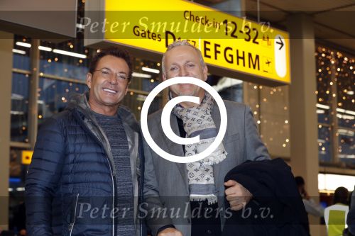 Schiphol 19 november 2017
Gordon vertrekt vanaf schiphol naar Kaapstad om daar te trouwen voor zijn tv progamma \