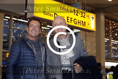 Schiphol 19 november 2017
Gordon vertrekt vanaf schiphol naar Kaapstad om daar te trouwen voor zijn tv progamma \