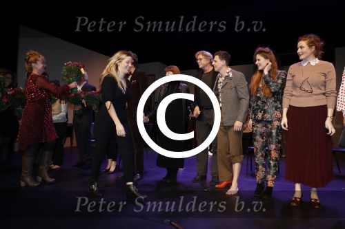 Utrecht 12 december 2017
Premiere Hendrik Groen in schouwburg Utrecht.
De cast bestaat uit Beau Schneider, Mike Weerts, Plien van Bennekom/Cynthia Abma, Myrthe Burger, Rufus Hegeman, Britte Lagcher