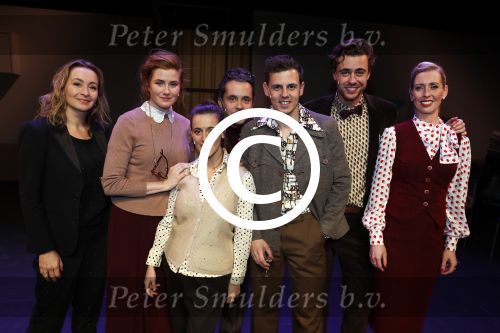 Utrecht 12 december 2017
Premiere Hendrik Groen in schouwburg Utrecht.
De cast bestaat uit Beau Schneider, Mike Weerts, Plien van Bennekom/Cynthia Abma, Myrthe Burger, Rufus Hegeman, Britte Lagcher