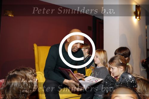 Amsterdam 14 november 2017 
Presentatie sinterklaasboeken Jumbo in carre . Winston Gerschtanowitz presenteert het. Dit jaar hebben Humberto Tan Ellen Hoog en Lauren Verster de verhalen geschreven. Lauren is zwanger