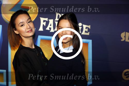 Amsterdam 3 december 2017
Premiere Familie Slim in Tuschinski.
Brutale Meisjes Jennifer de Jong en Tatum dagelet