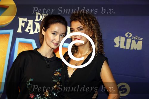 Amsterdam 3 december 2017
Premiere Familie Slim in Tuschinski.
Brutale Meisjes Jennifer de Jong en Tatum dagelet
