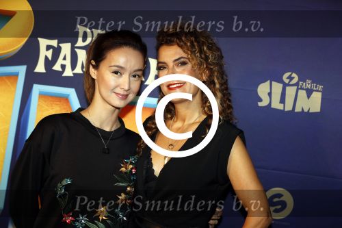 Amsterdam 3 december 2017
Premiere Familie Slim in Tuschinski.
Brutale Meisjes Jennifer de Jong en Tatum dagelet