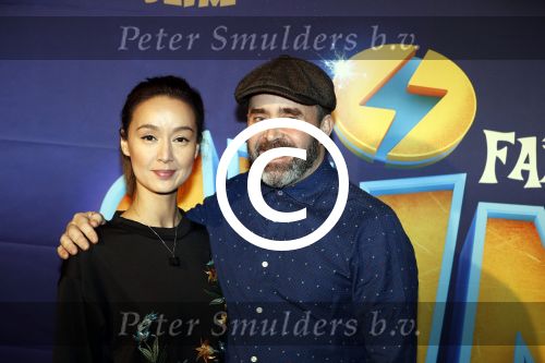 Amsterdam 3 december 2017
Premiere Familie Slim in Tuschinski.
Jennifer de Jong met Horrace Cohen