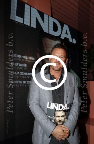 Amsterdam 14 november 2017
Presentatie Linda Man met Linda de Mol en Johnny de Mol in de bijlmerbajes.