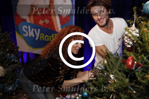 Amsterdam 6 december 2017  
Nicolette Kluijver, Jamai Loman, Fred van Leer, Katja Schuurman, Freek van Noortwijk, Tim Douwsma, Levi van Kempen, Pip Pellens, Mascha Feoktistova, Gregor van Vlierden, Kees Tol, Toprak Yalciner, Esmee van Kempen, Sarah Chronis, Marlijn Weerdenburg, Vajen van den Bosch, Tommie Christiaan en Sanne Vogel tijdens Sky Radio Christmas Tree For Charity in het studenthotel.