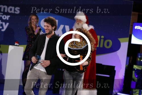 Amsterdam 6 december 2017  
Nicolette Kluijver, Jamai Loman, Fred van Leer, Katja Schuurman, Freek van Noortwijk, Tim Douwsma, Levi van Kempen, Pip Pellens, Mascha Feoktistova, Gregor van Vlierden, Kees Tol, Toprak Yalciner, Esmee van Kempen, Sarah Chronis, Marlijn Weerdenburg, Vajen van den Bosch, Tommie Christiaan en Sanne Vogel tijdens Sky Radio Christmas Tree For Charity in het studenthotel.