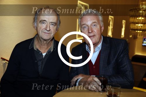 Utrecht 12 december 2017
Premiere Hendrik Groen in schouwburg Utrecht.
De cast bestaat uit Beau Schneider, Mike Weerts, Plien van Bennekom/Cynthia Abma, Myrthe Burger, Rufus Hegeman, Britte Lagcher. Kees Hulst Andre v Duin Olga Zuiderhoek en Tim oliehoek