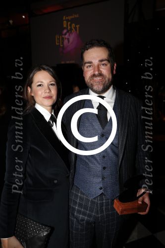 Amsterdam 16 november 2017
Esquire best geklede man van Nederland verkiezing in hotel Krasnapolsky. Winnaar Klaas Dijkhoff met zijn vrouw