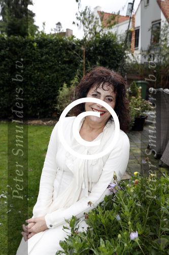 Hilversum 17 november 2017
Leonie Sazias in haar tuin
