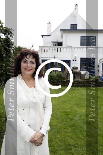 Hilversum 17 november 2017
Leonie Sazias in haar tuin