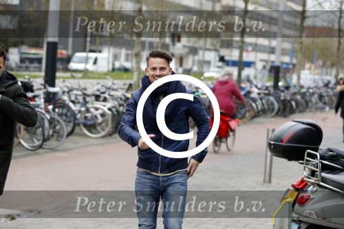 Amsterdam 6 december 2017  
Nicolette Kluijver, Jamai Loman, Fred van Leer, Katja Schuurman, Freek van Noortwijk, Tim Douwsma, Levi van Kempen, Pip Pellens, Mascha Feoktistova, Gregor van Vlierden, Kees Tol, Toprak Yalciner, Esmee van Kempen, Sarah Chronis, Marlijn Weerdenburg, Vajen van den Bosch, Tommie Christiaan en Sanne Vogel tijdens Sky Radio Christmas Tree For Charity in het studenthotel.