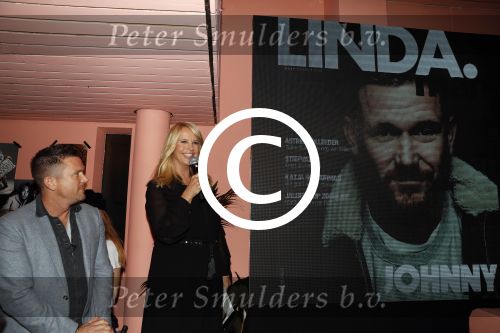 Amsterdam 14 november 2017
Presentatie Linda Man met Linda de Mol en Johnny de Mol in de bijlmerbajes.