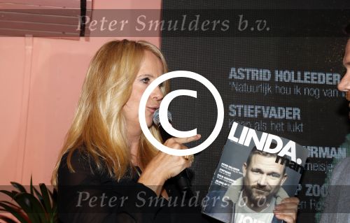 Amsterdam 14 november 2017
Presentatie Linda Man met Linda de Mol en Johnny de Mol in de bijlmerbajes.