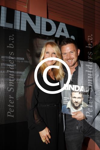 Amsterdam 14 november 2017
Presentatie Linda Man met Linda de Mol en Johnny de Mol in de bijlmerbajes.