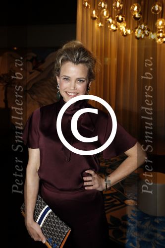 Amsterdam 7 december 2017
Luxury fair in de RAI. Maria Kooistra met vriend
