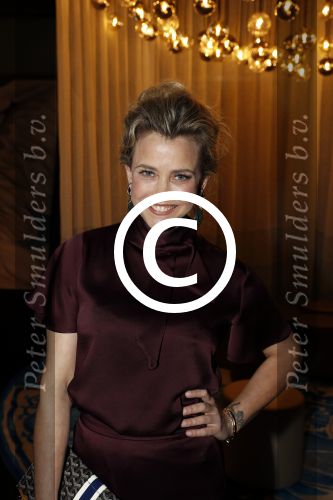 Amsterdam 7 december 2017
Luxury fair in de RAI. Maria Kooistra met vriend