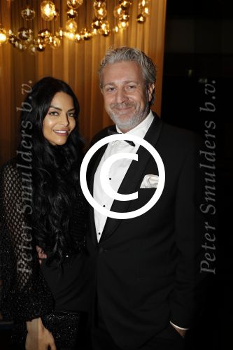 Amsterdam 7 december 2017
Luxury fair in de RAI. mark Teurlings met een kennis