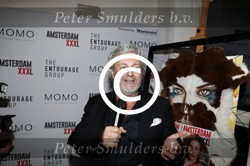 Amsterdam 28 november 2017
Presentatie Amsterdam XXXL in Momo\'s. Het magazine wordt uitgegeven door Mark Teurlings