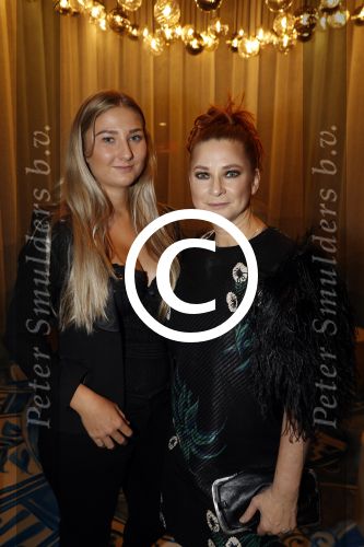Amsterdam 7 december 2017
Luxury fair in de RAI. marlies Dekkers met dochter