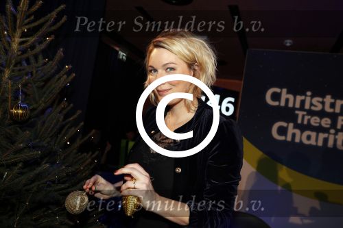 Amsterdam 6 december 2017  
Nicolette Kluijver, Jamai Loman, Fred van Leer, Katja Schuurman, Freek van Noortwijk, Tim Douwsma, Levi van Kempen, Pip Pellens, Mascha Feoktistova, Gregor van Vlierden, Kees Tol, Toprak Yalciner, Esmee van Kempen, Sarah Chronis, Marlijn Weerdenburg, Vajen van den Bosch, Tommie Christiaan en Sanne Vogel tijdens Sky Radio Christmas Tree For Charity in het studenthotel.
