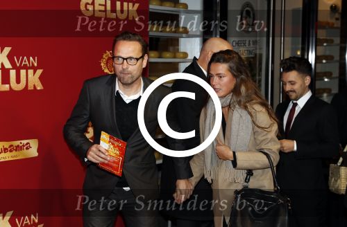 Amsterdam 27 november 2017
Premiere gek van geluk in Tuschinski. Michel Nillesen samen met...