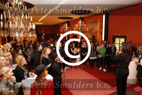 Amsterdam 30 november 2017
Voor het 10e jaar Mom\'s moment van the class company in hotel l\