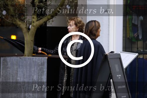 Amsterdam 21 november 2017 
Neelie Kroes en Sylvia Toth na een lunch in Amsterdam zuid.